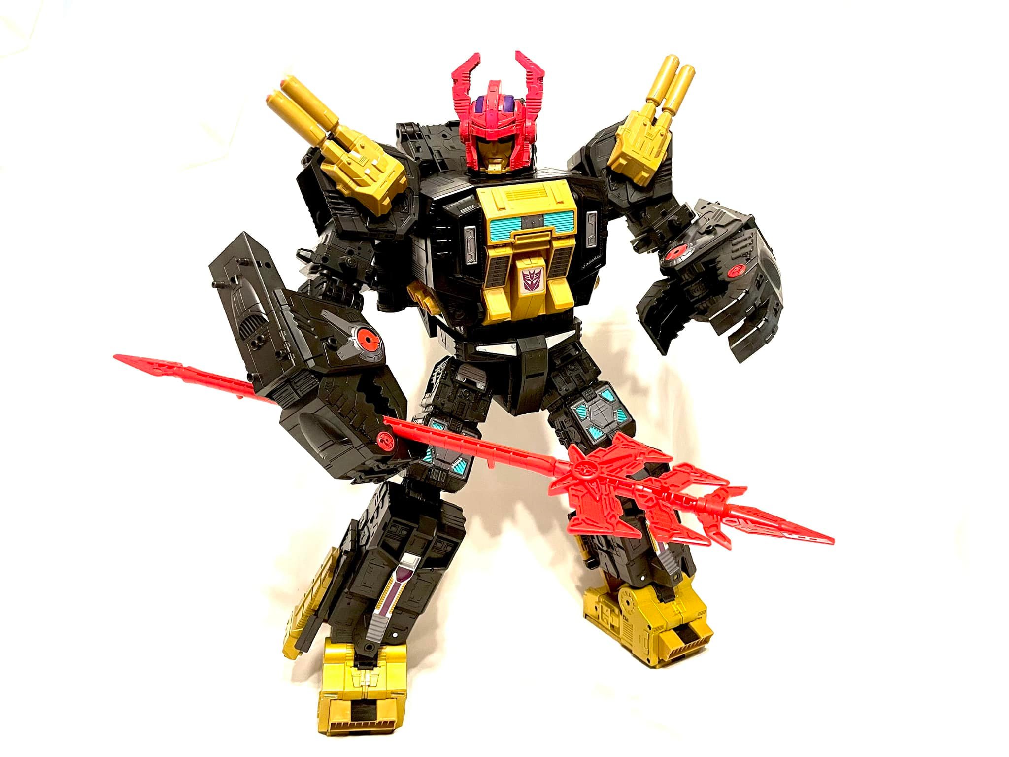 Transformers Legacy Generation Selects Titan Class Black